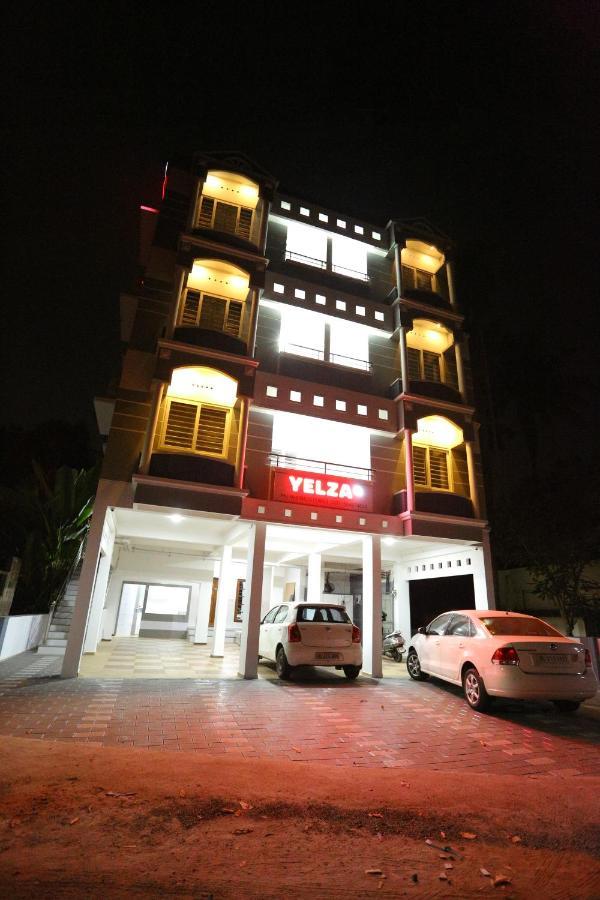 Yelza Hotel And Residence Alwaye Zewnętrze zdjęcie
